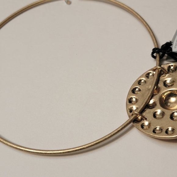 Robert Lee Morris Soho Women's Shield Pendant Round Wire Collar Necklace, Gold, - Picture 12 of 13